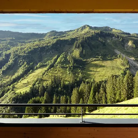 Alpenstolz Damuels Haus 4 - Stilvoll Urlauben In Den Bergen Apartment Exterior photo