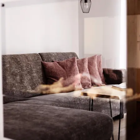 Alpenstolz Damuels Haus 4 - Stilvoll Urlauben In Den Bergen Apartment Exterior photo